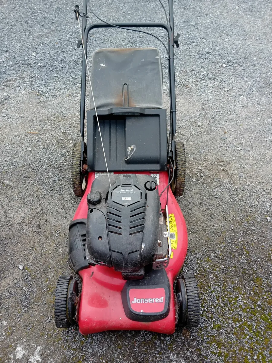 Self propelled Jonsered 8hp - Image 3