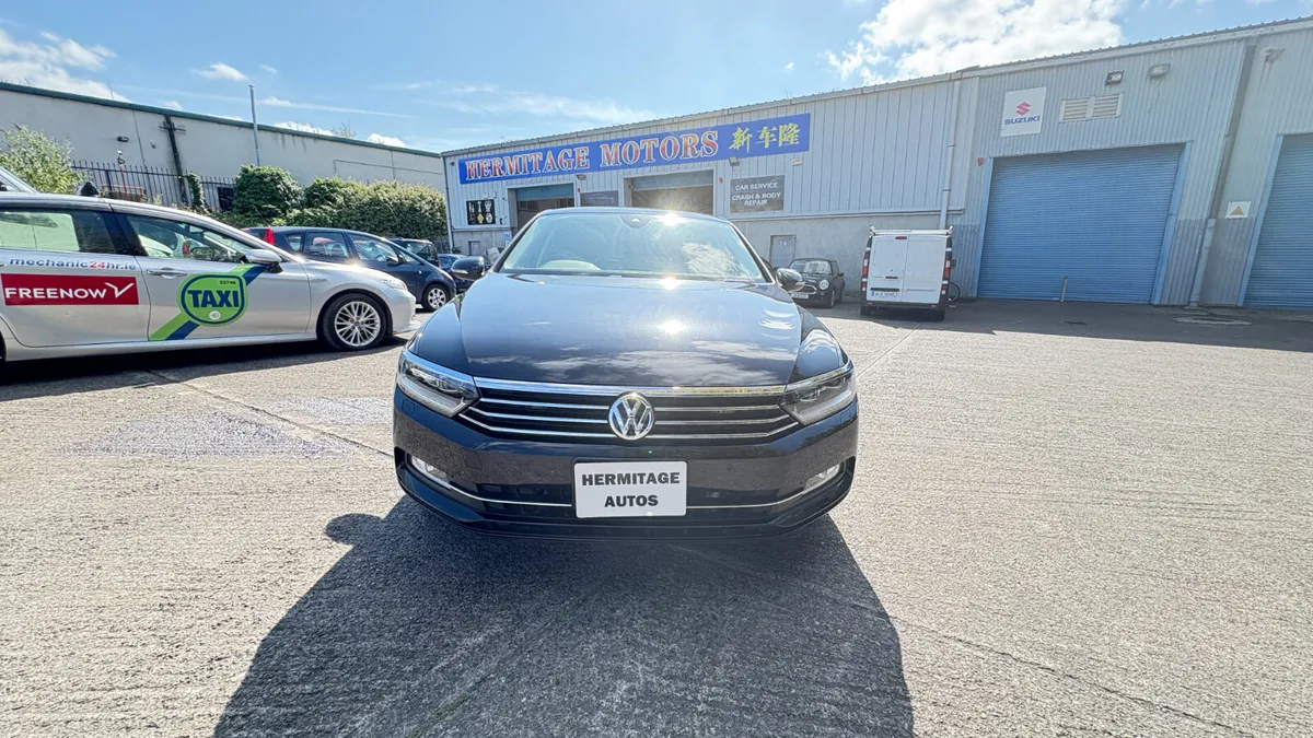 Volkswagen Passat 1.4 TSI Automatic 2015 - Image 2