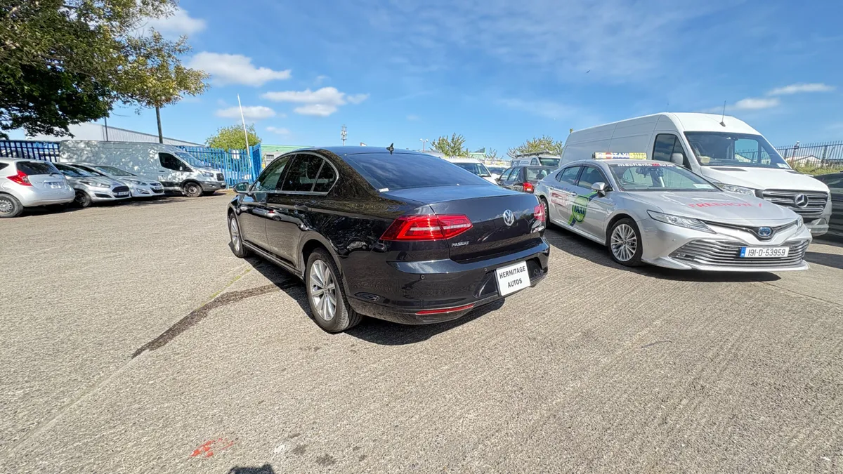 Volkswagen Passat 1.4 TSI Automatic 2015 - Image 4