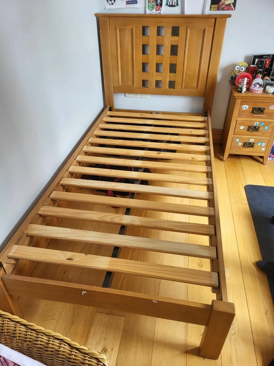 Single Bed - Image 3