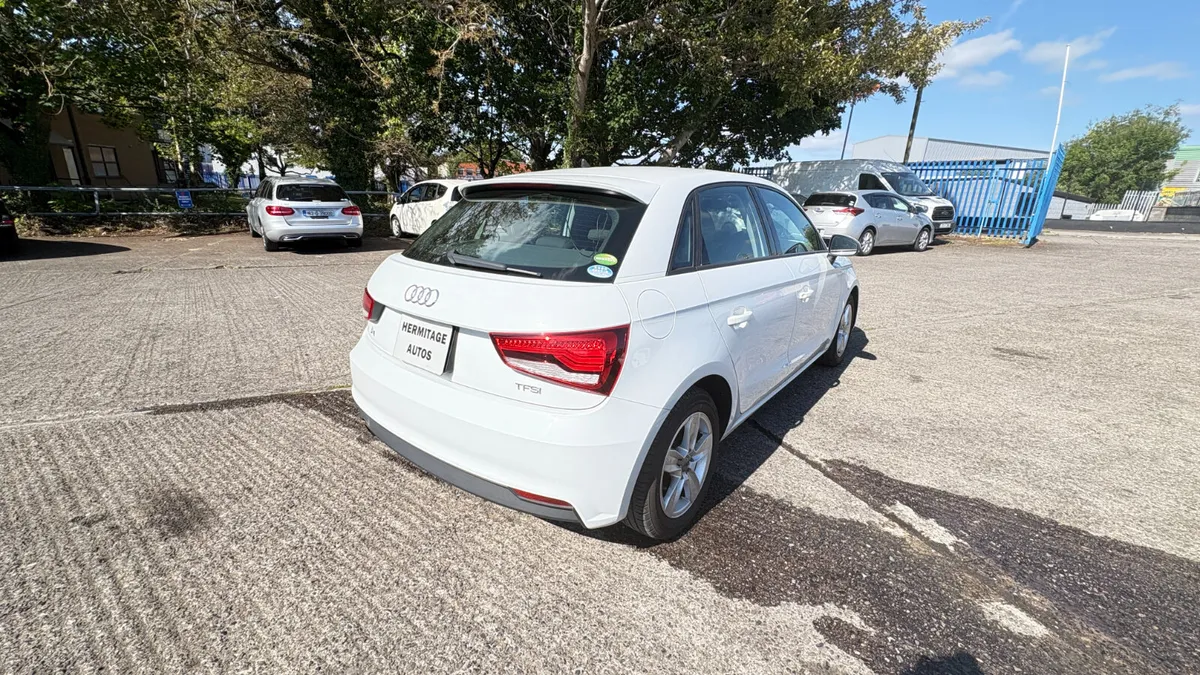 Audi A1 1.0 TFSI Automatic 2016 - Image 4