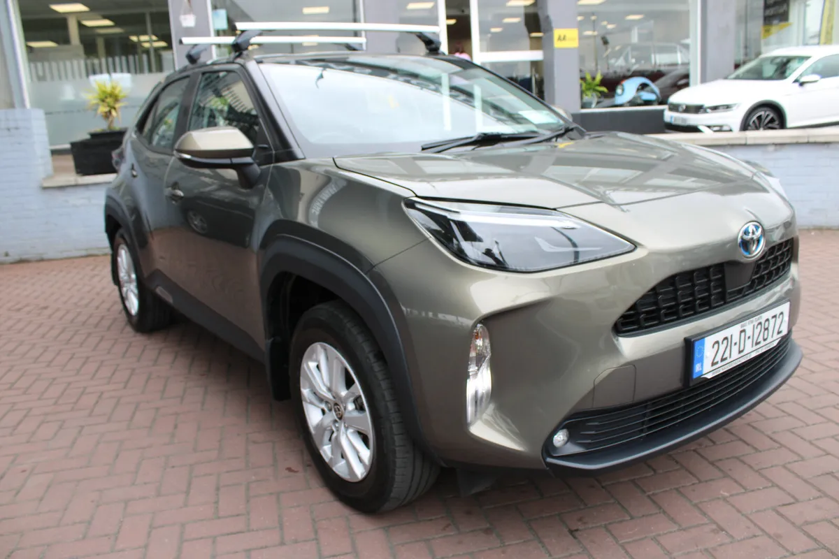 Toyota Yaris Cross 2022 - Image 2