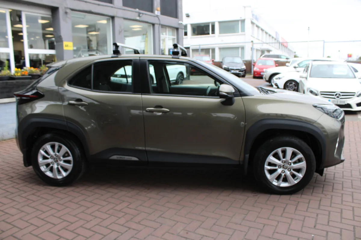 Toyota Yaris Cross 2022 - Image 3