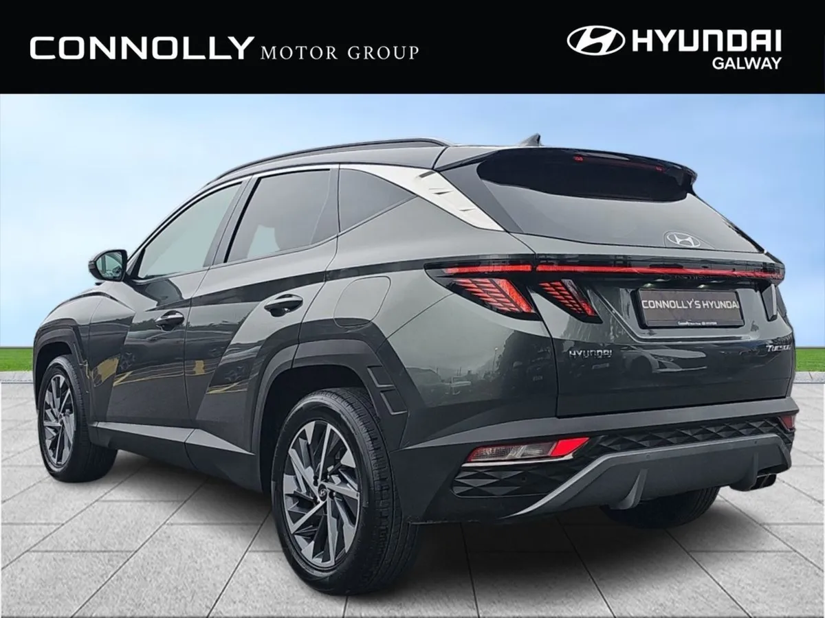 Hyundai Tucson 2WD Executive Plus - Image 4