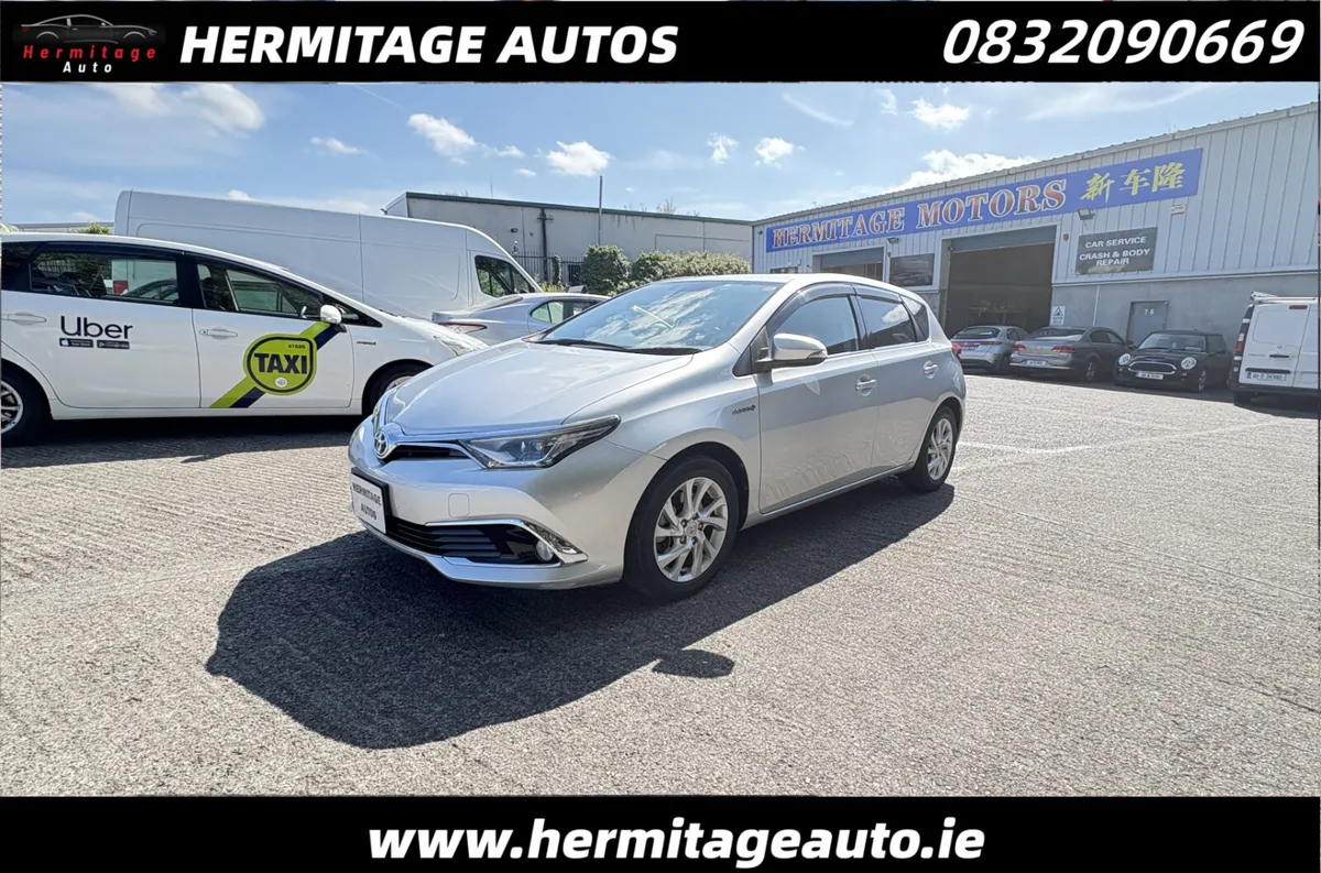 Toyota Auris 1.8 HYBRID 2017 - Image 1