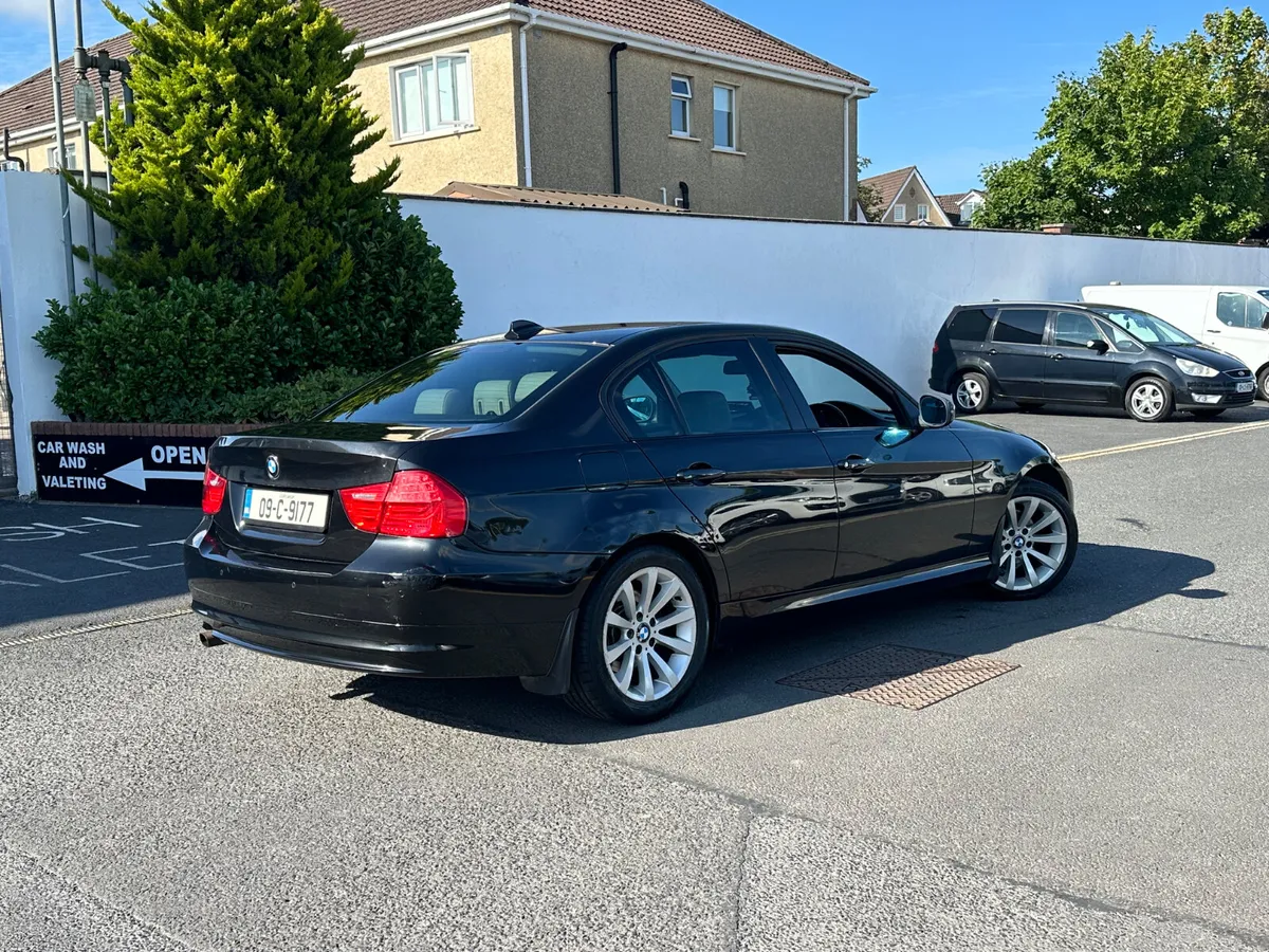 BMW 318d high spec !! - Image 4