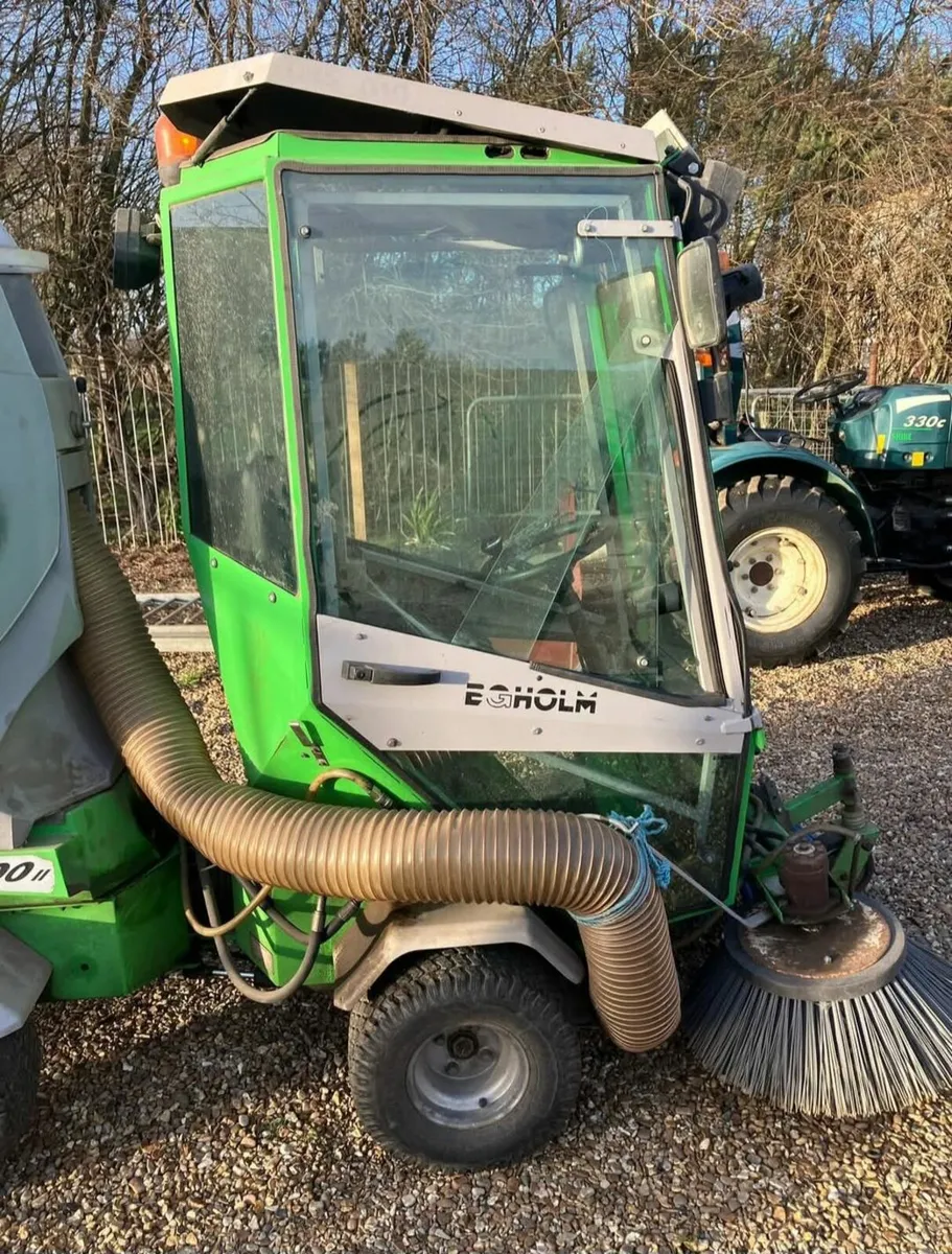 Egholm Diesel Mini Roadsweeper Road Sweeper - Image 1