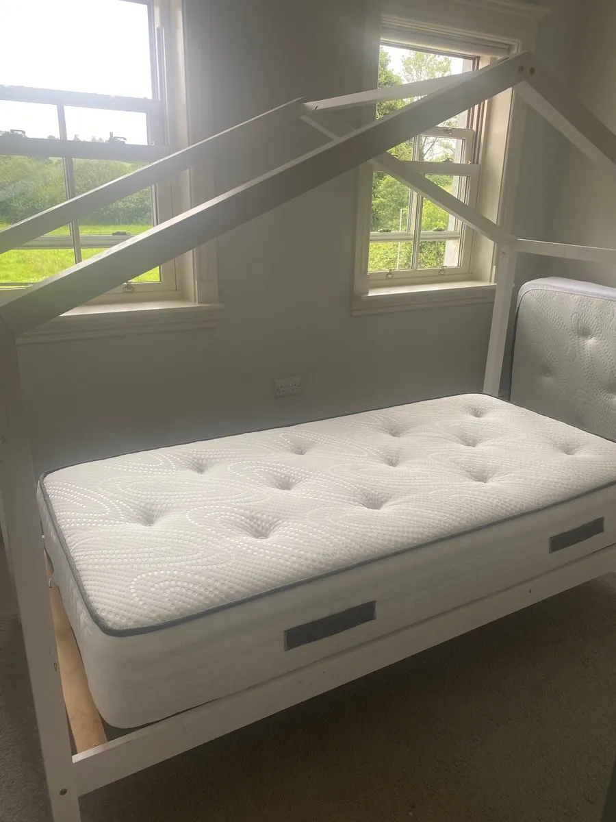House Shaped Bed Frame - Image 2