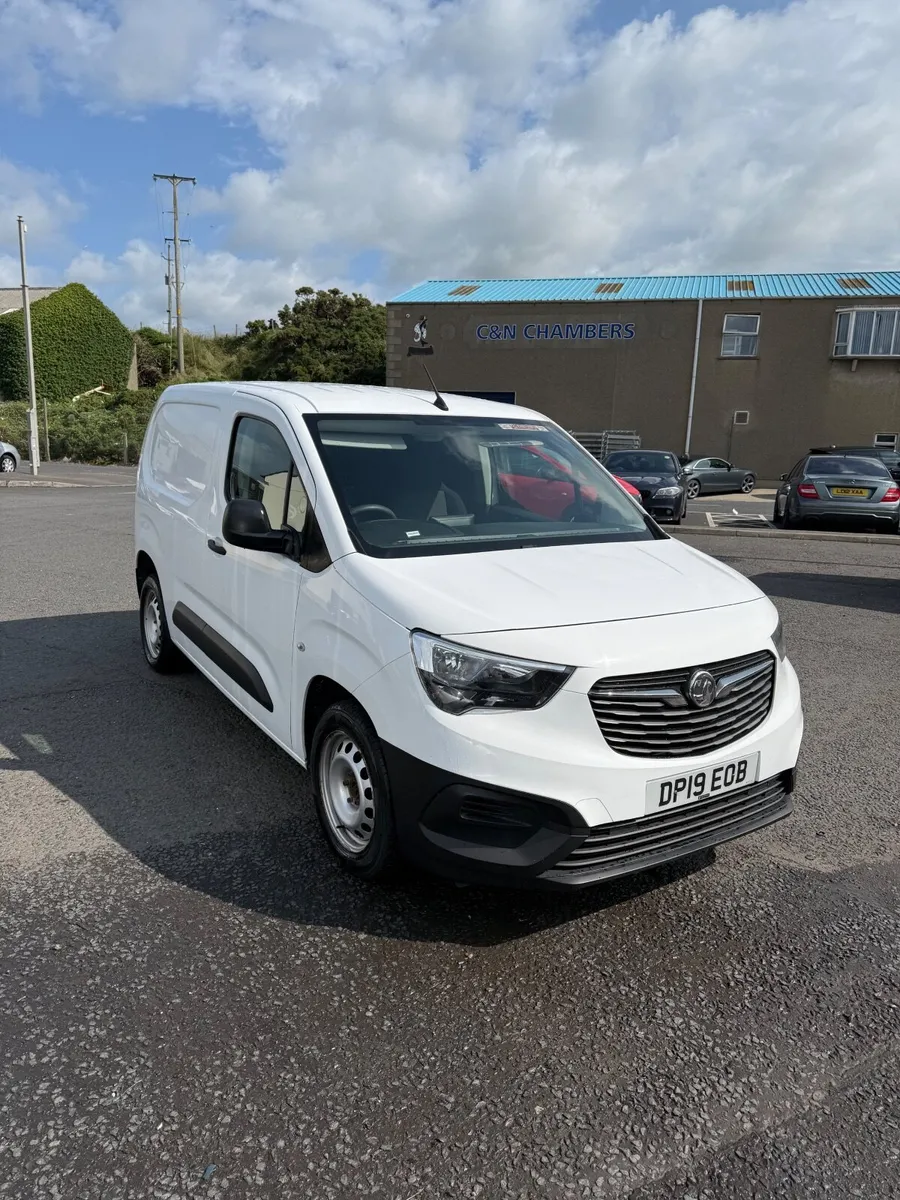 Vauxhall Combo 2019 - Image 1
