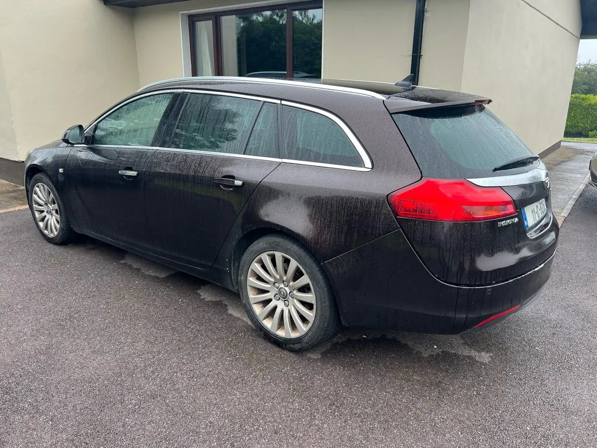 Car - Image 1