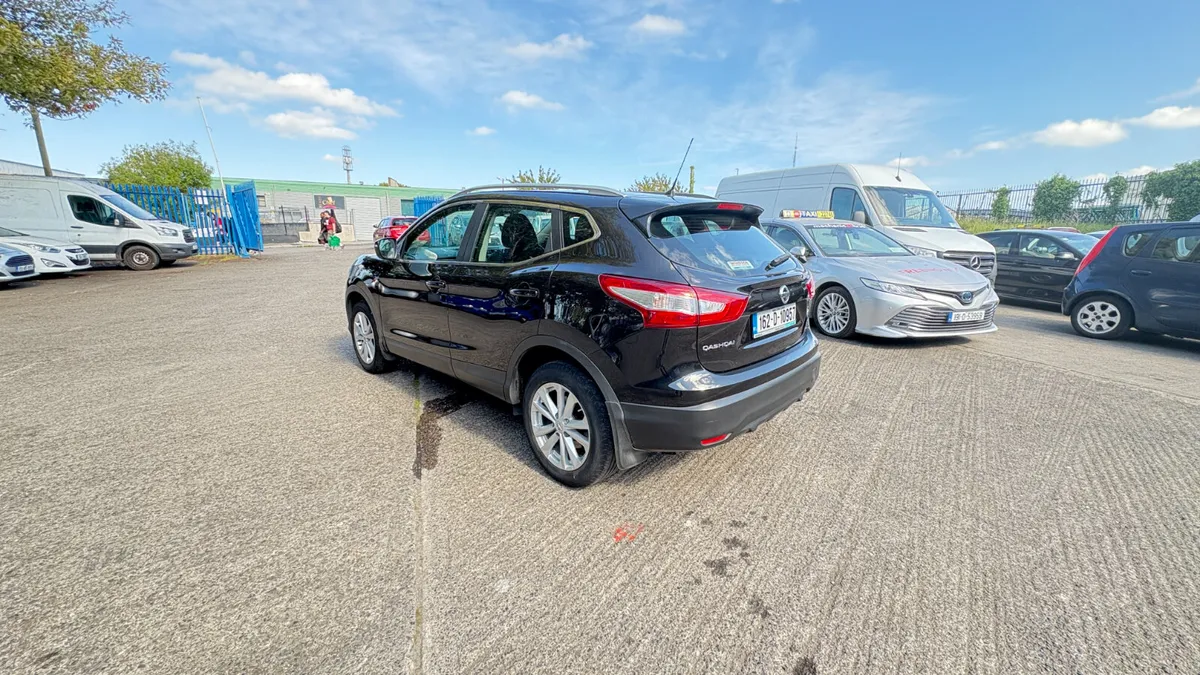 Nissan Qashqai 1.2 PETROL 2016 - Image 4