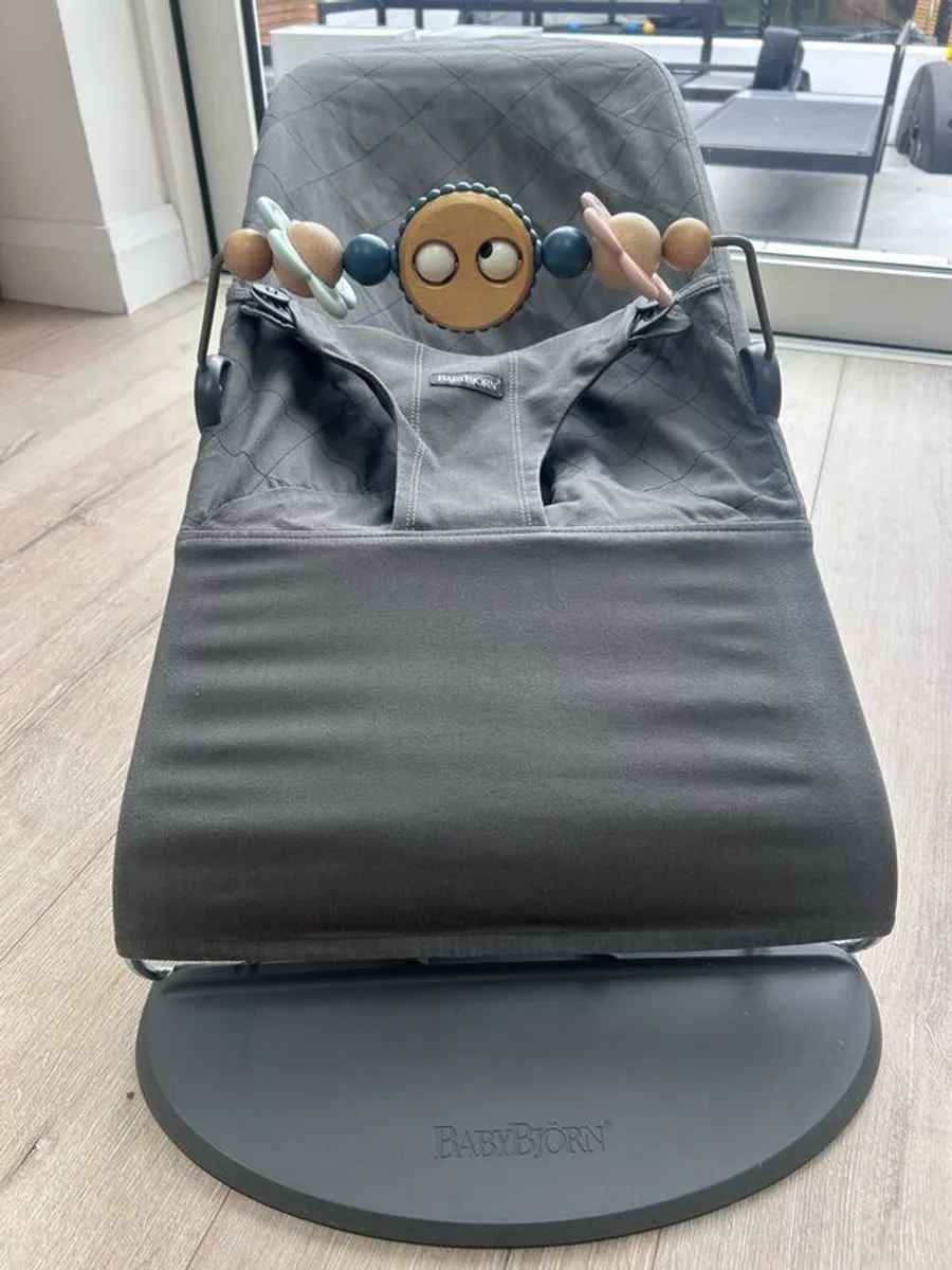 Baby Bjorn bouncer - Image 3
