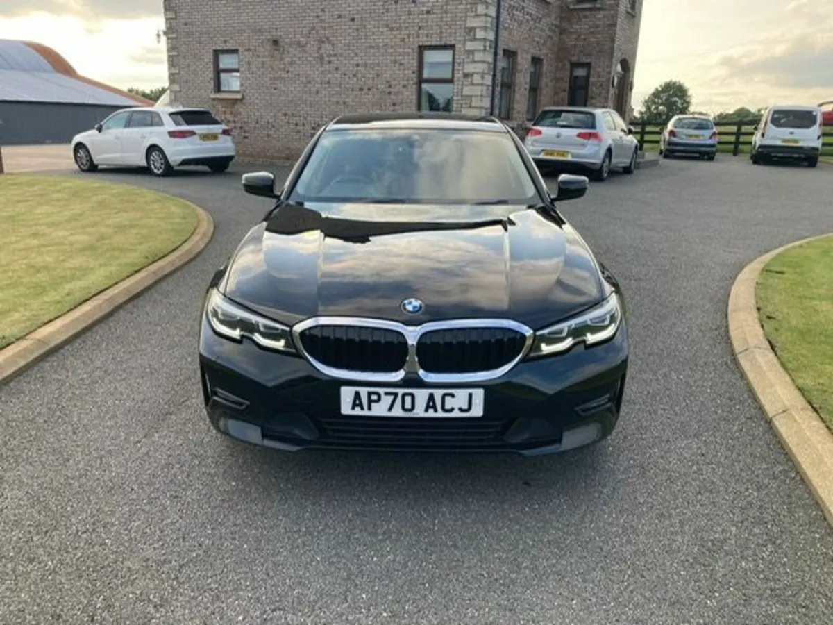 2020 BMW 318d MHT SE 4dr Step Auto **NAV**LEATHER* - Image 4