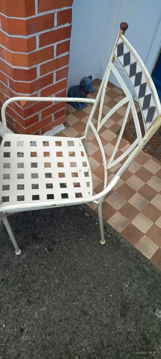 Vintage Patio Set - Image 3