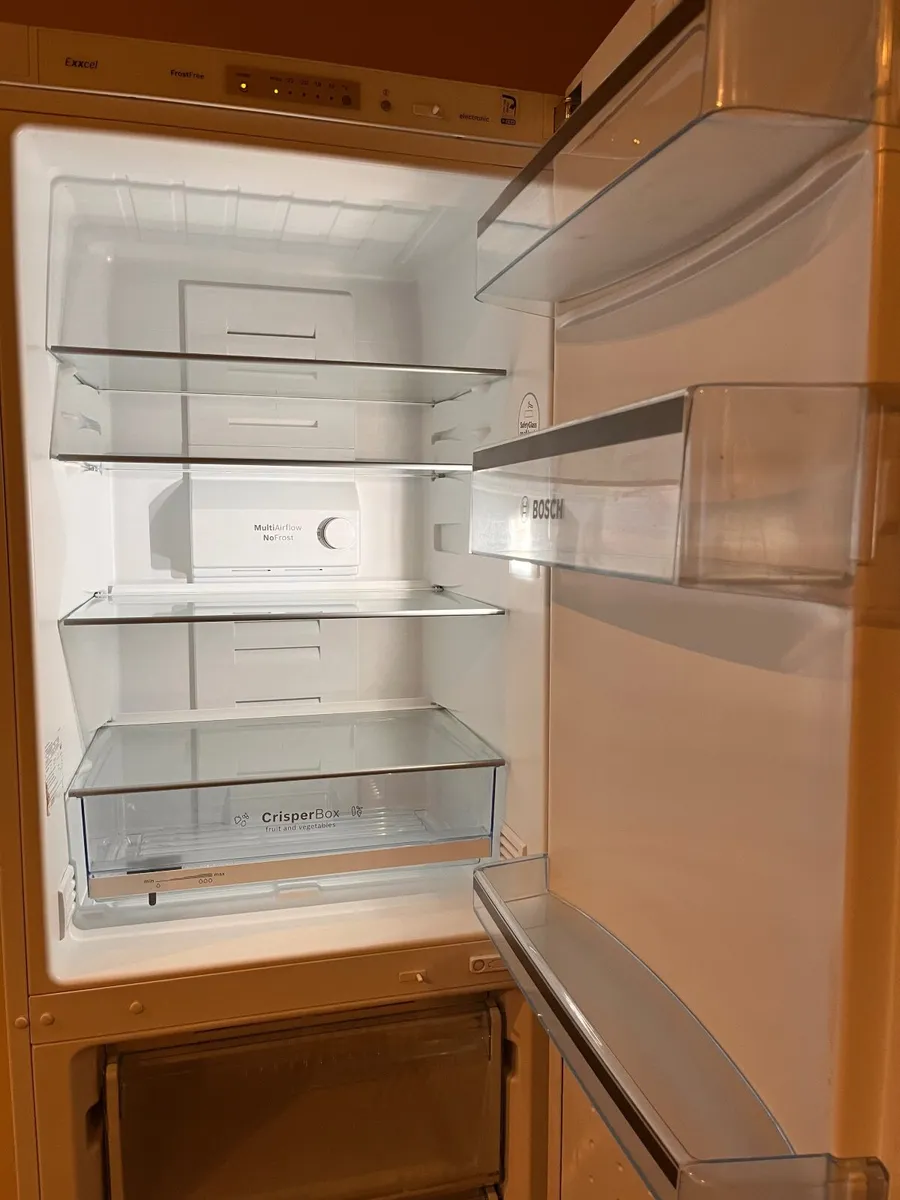 Fridge freezer - Image 3