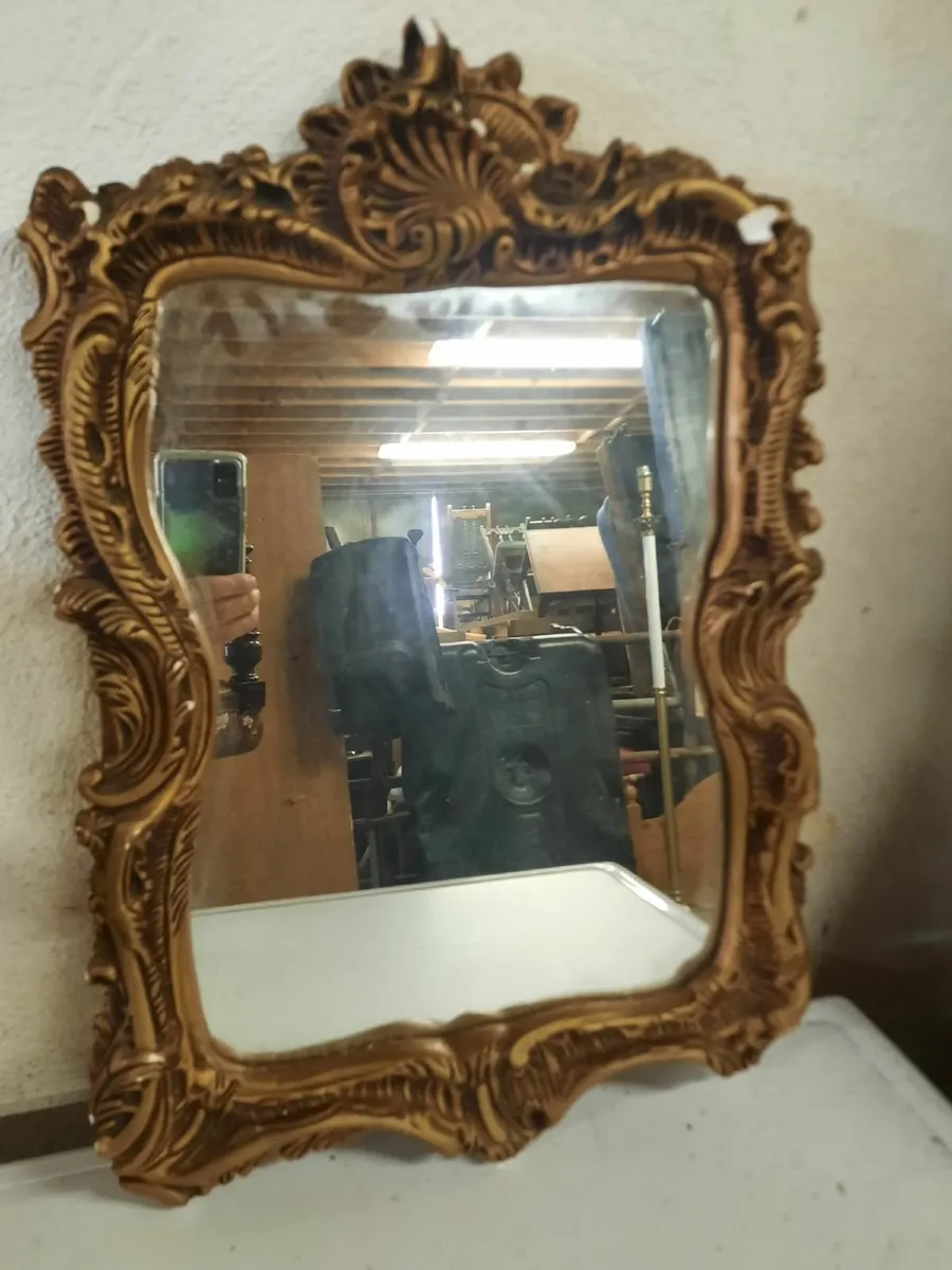 Antique mirror - Image 1