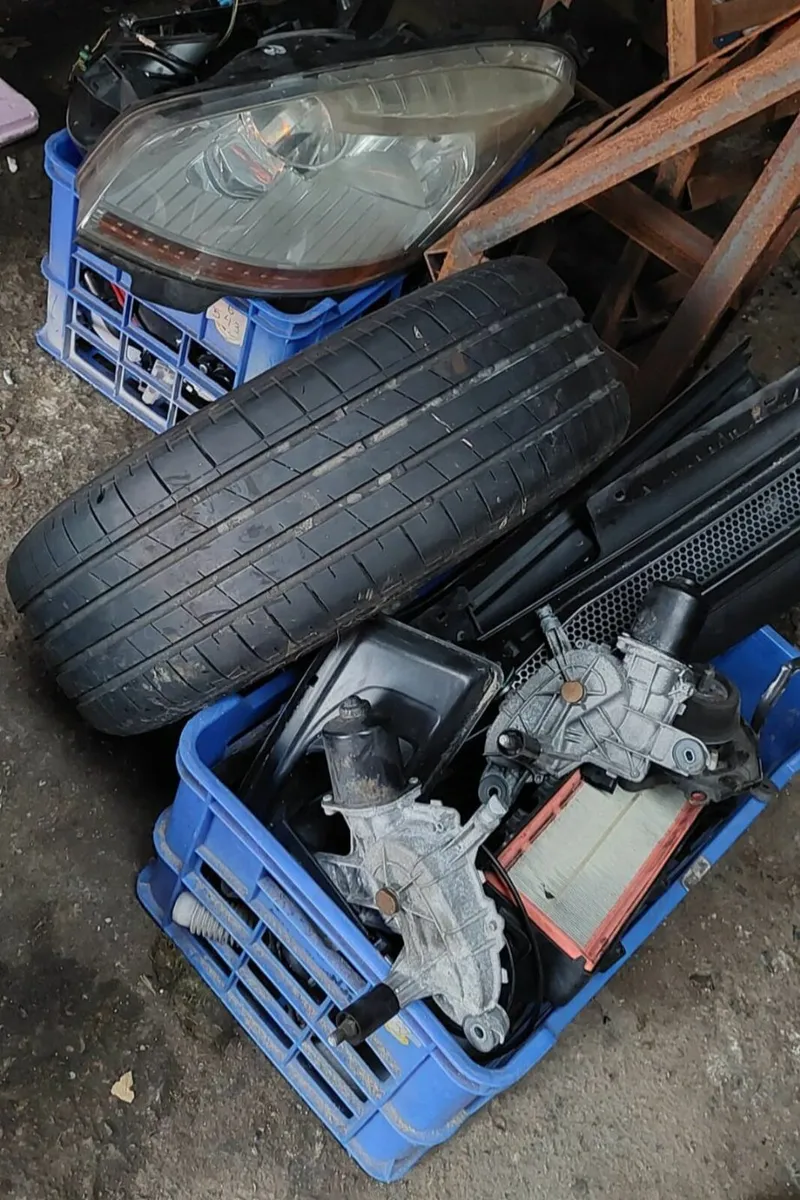Spare parts CITROEN C4 PICASSO