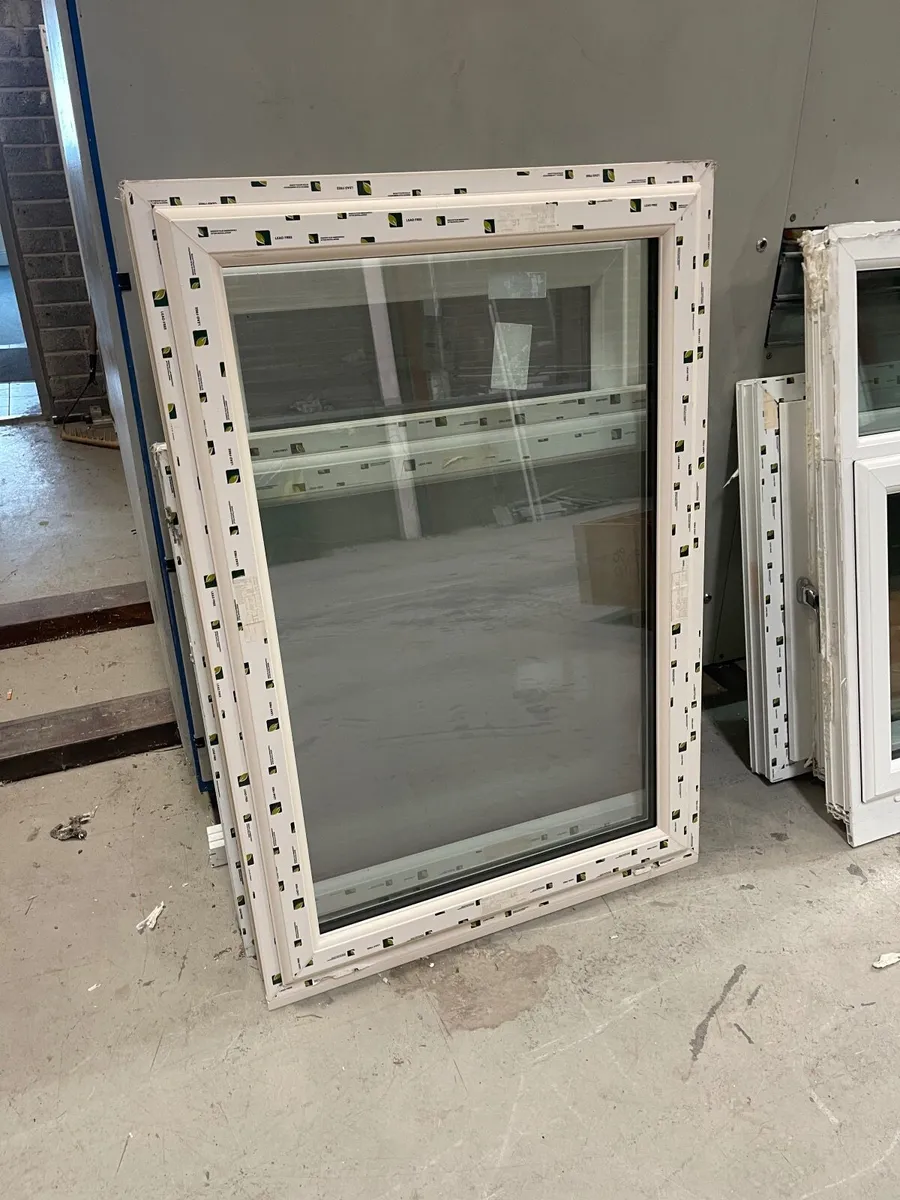 cream windows for sale - Image 3