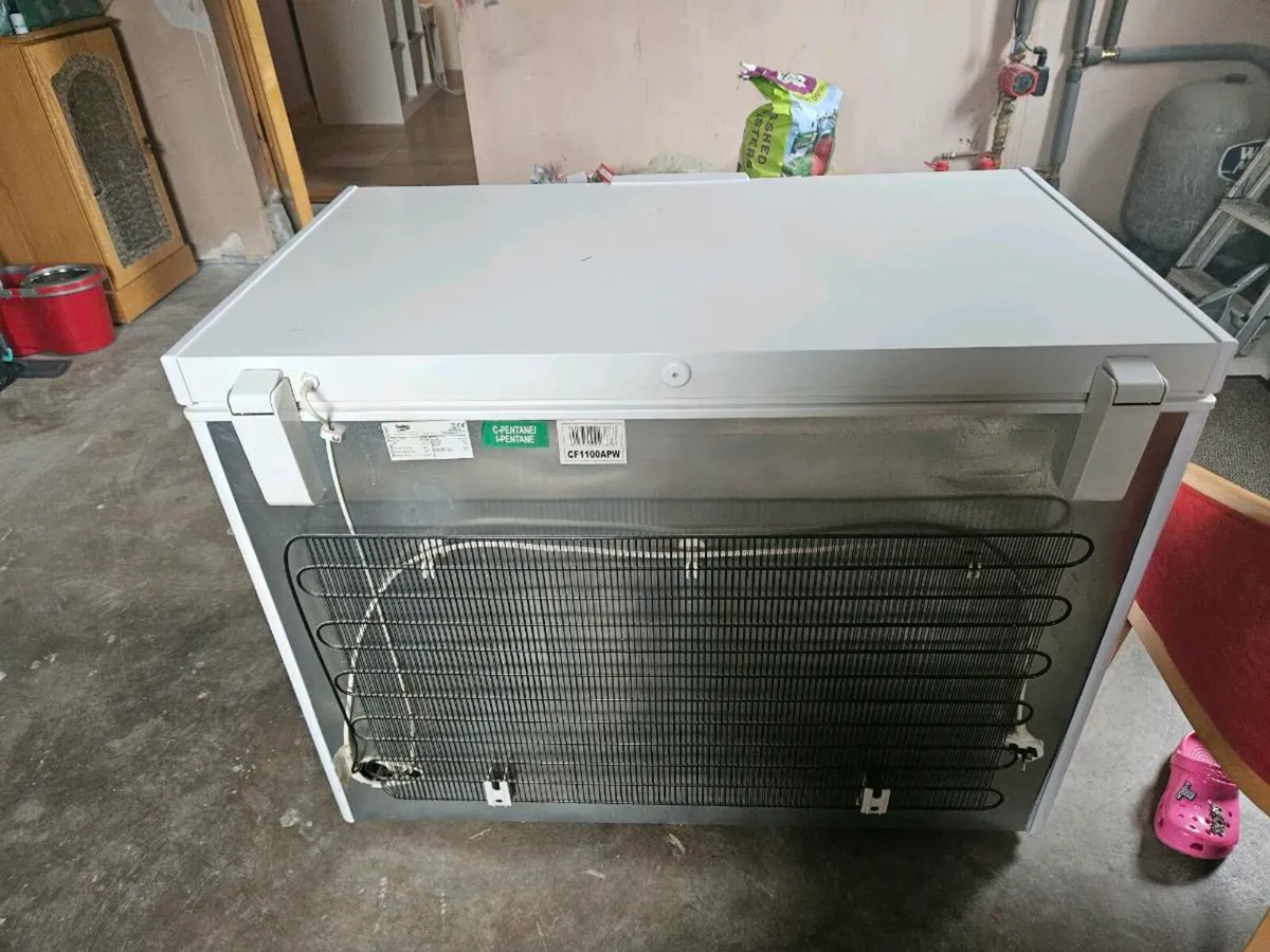 Beko 298L chest freezer - Image 3