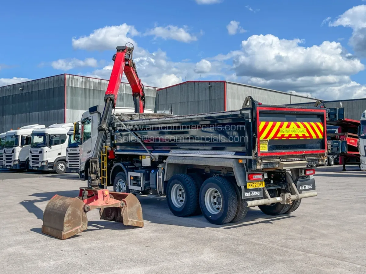 2023 (72) VOLVO FMX 420 TIPPER GRAB - Image 4