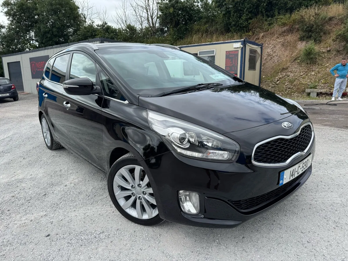 14 Kia Carens New Nct - Image 3
