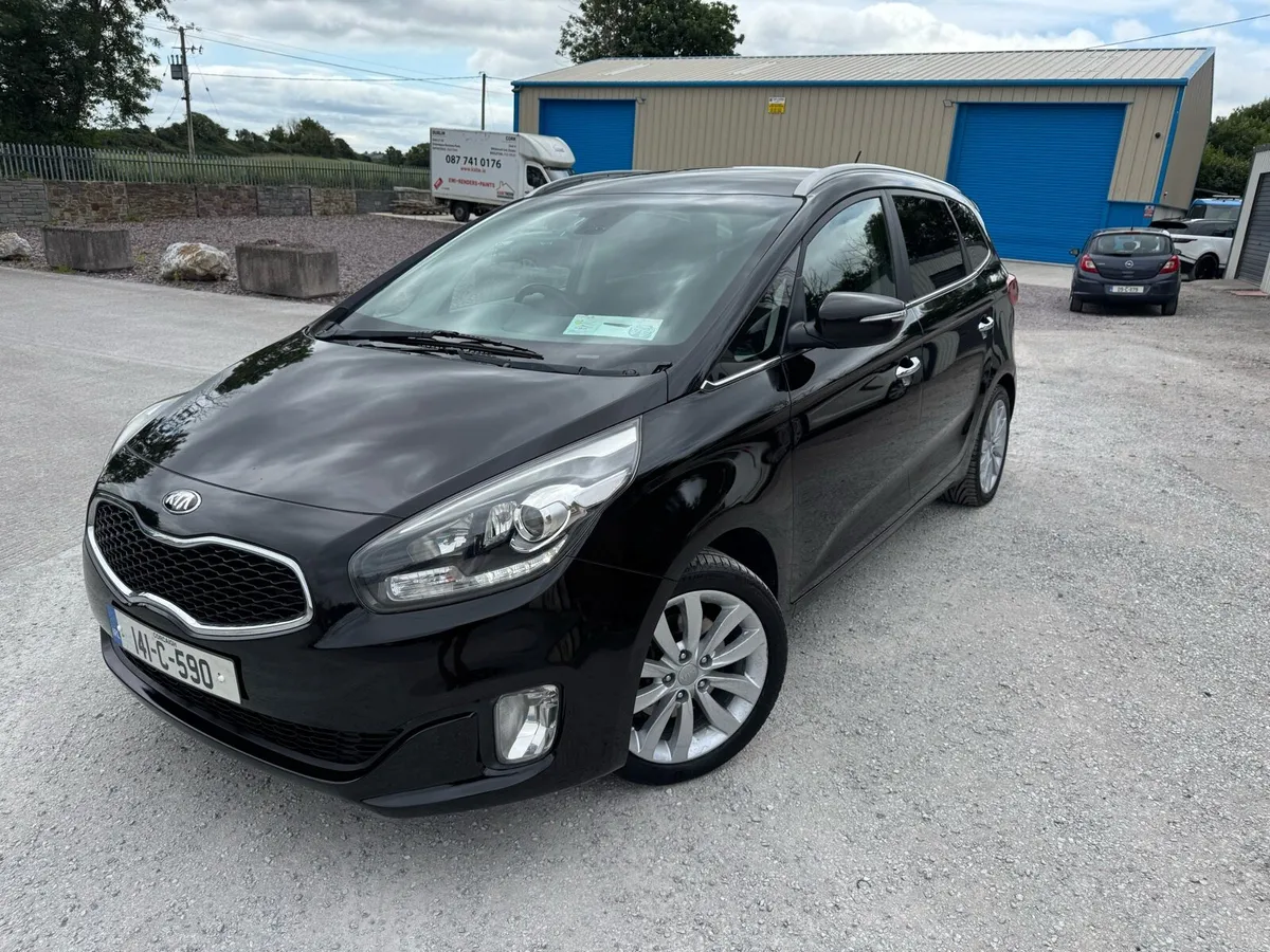 14 Kia Carens New Nct - Image 4