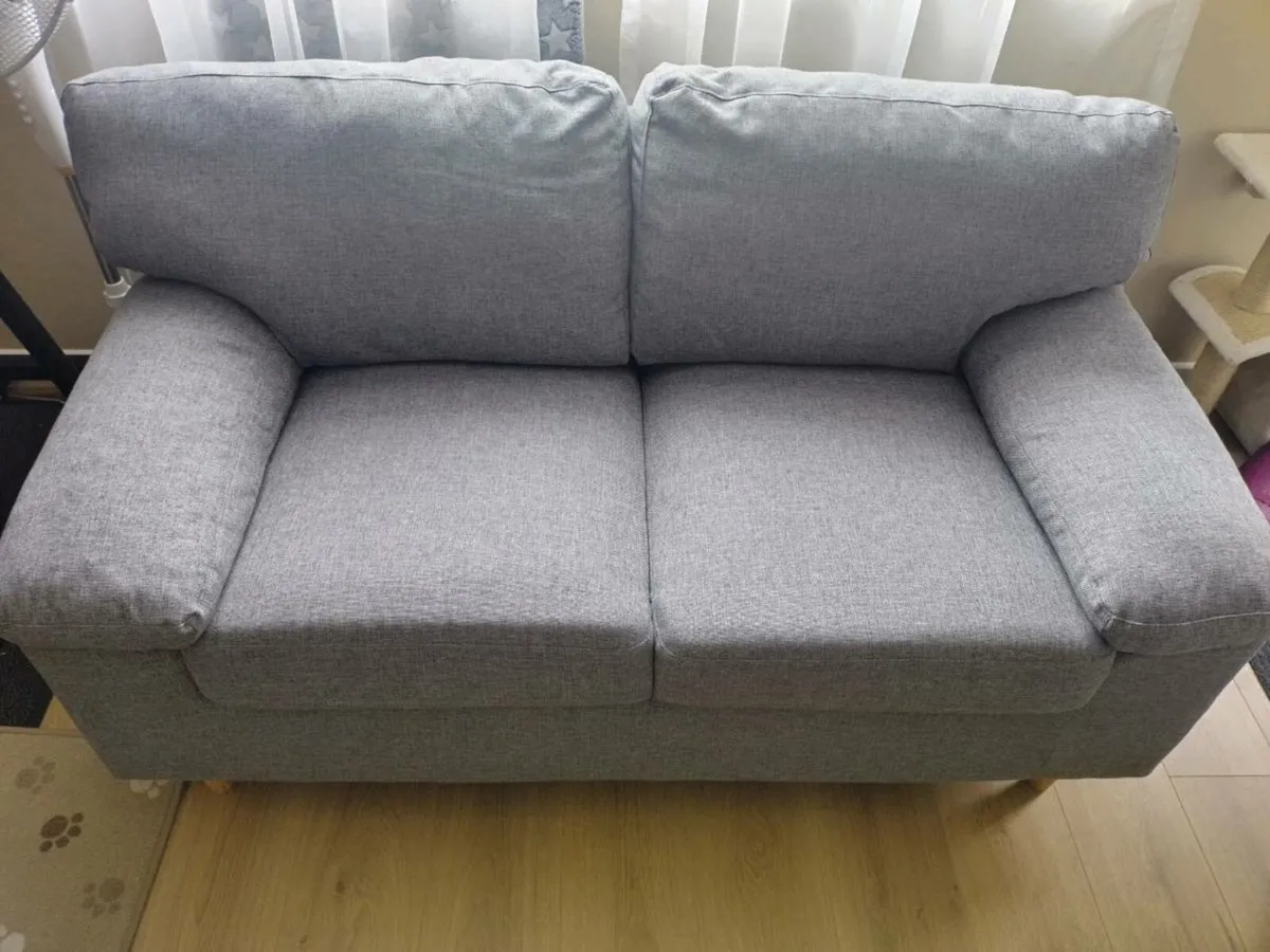 New sofa - Image 3