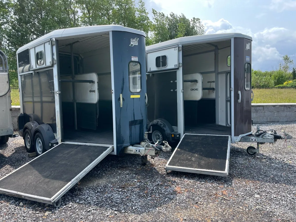 Ifor Williams horse box - Image 1