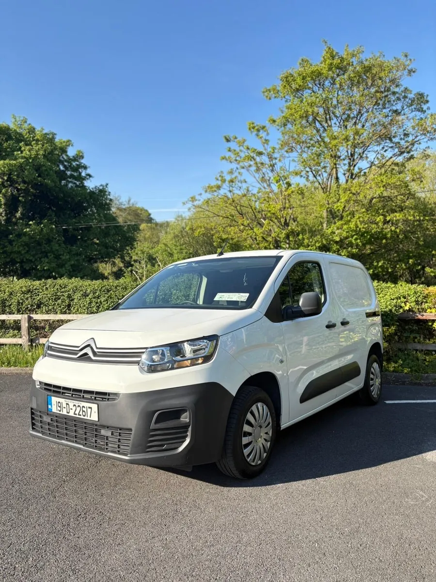 Berlingo van - Image 3
