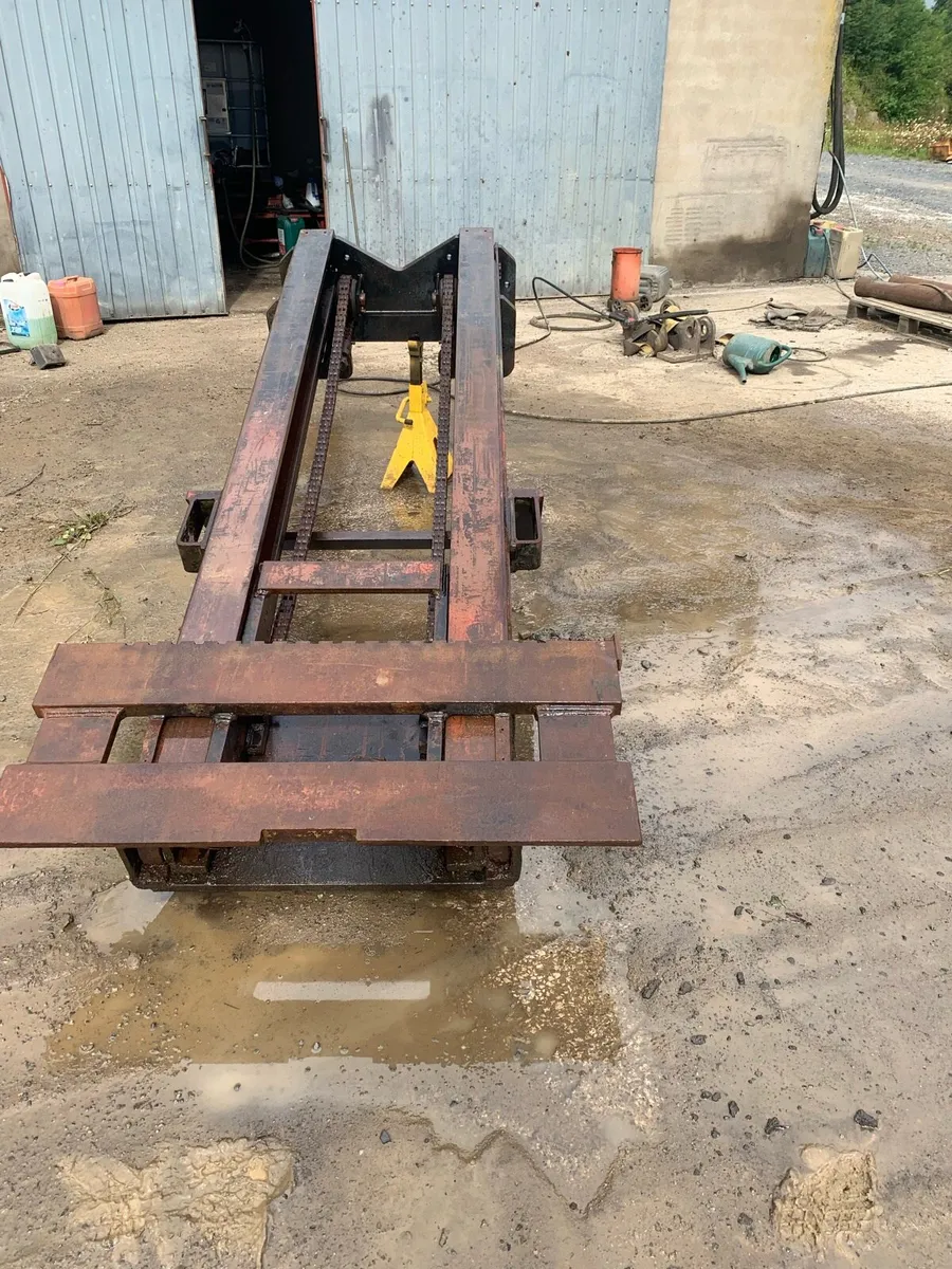 Forklift mast - Image 4