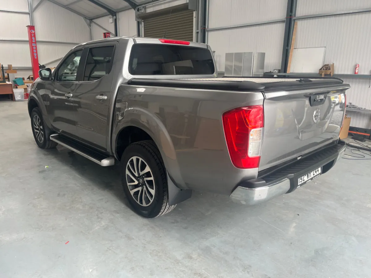192 Nissan Navara SVE Crew Cab 4x4 2.3L (New DOE) - Image 4