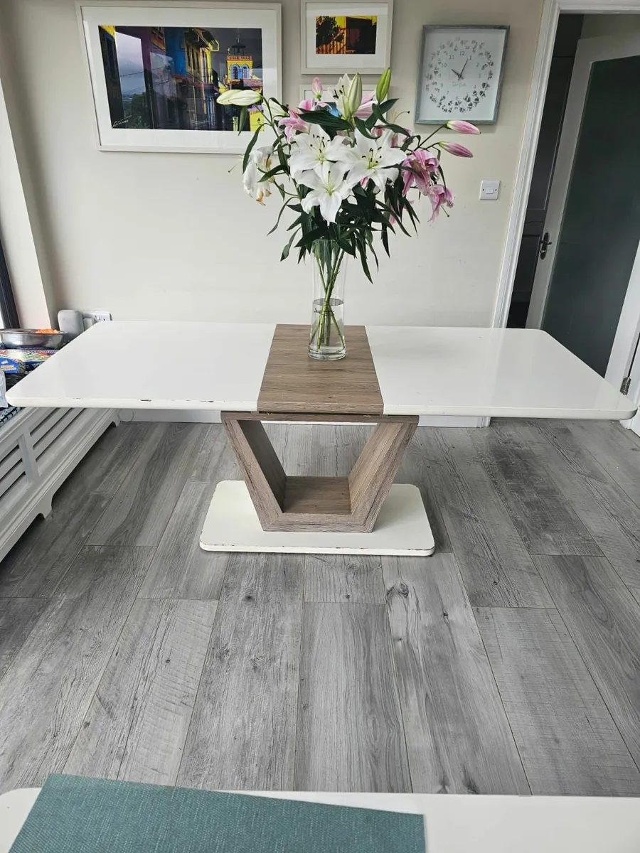 Dining Room Table & Matching Console with 6 Chairs - Image 2