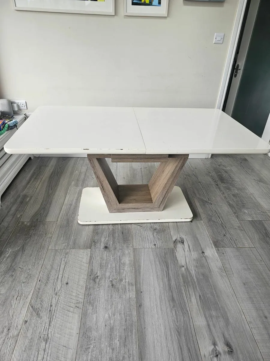 Dining Room Table & Matching Console with 6 Chairs - Image 3