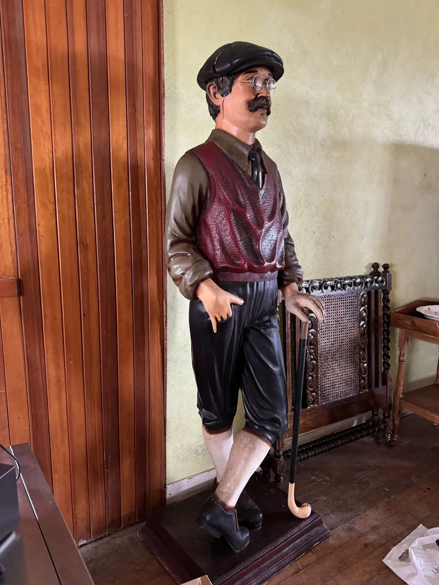 Golfer Statue - Image 2