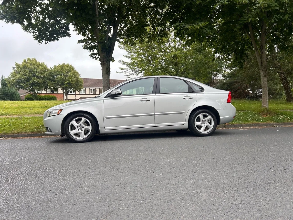Volvo S40 1.6 Diesel - Image 2