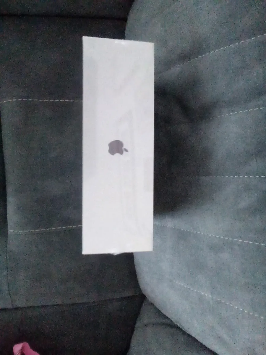 Airpod Maxes - Image 4