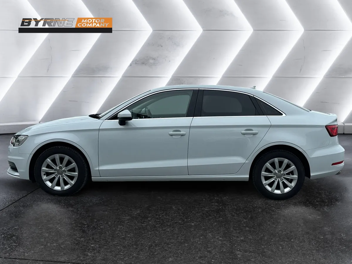 AUDI A3 SALOON 1.4 TFSI AUTO, 2014 - Image 2