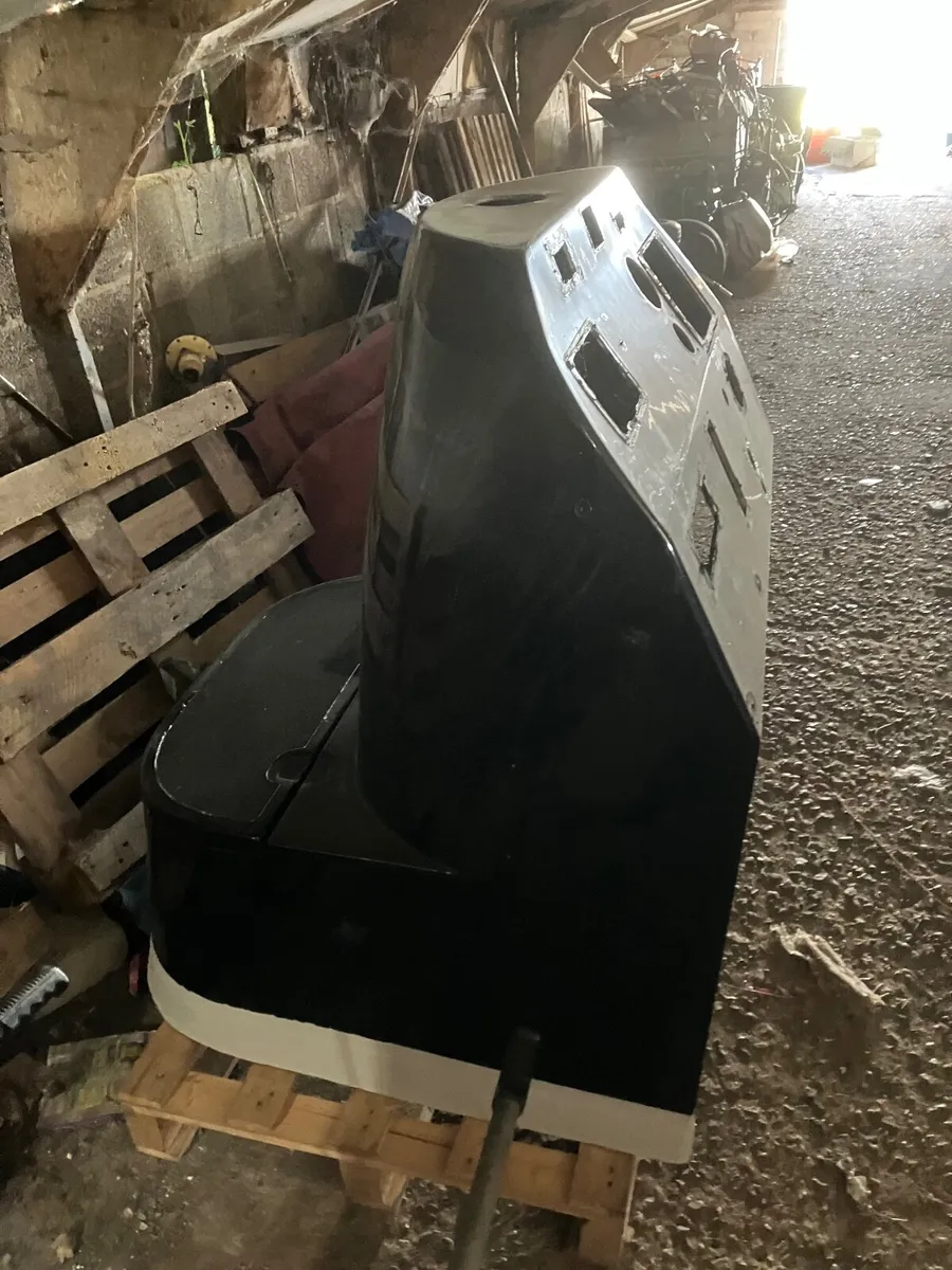 JOCKEY SEATS AND BIG BOAT CONSOLE - Image 4