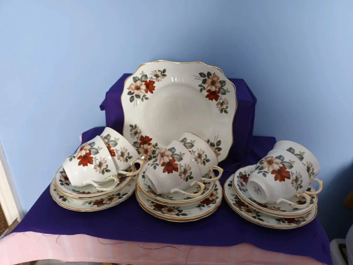 ARKLOW BONE CHINA TEA SET. - Image 2