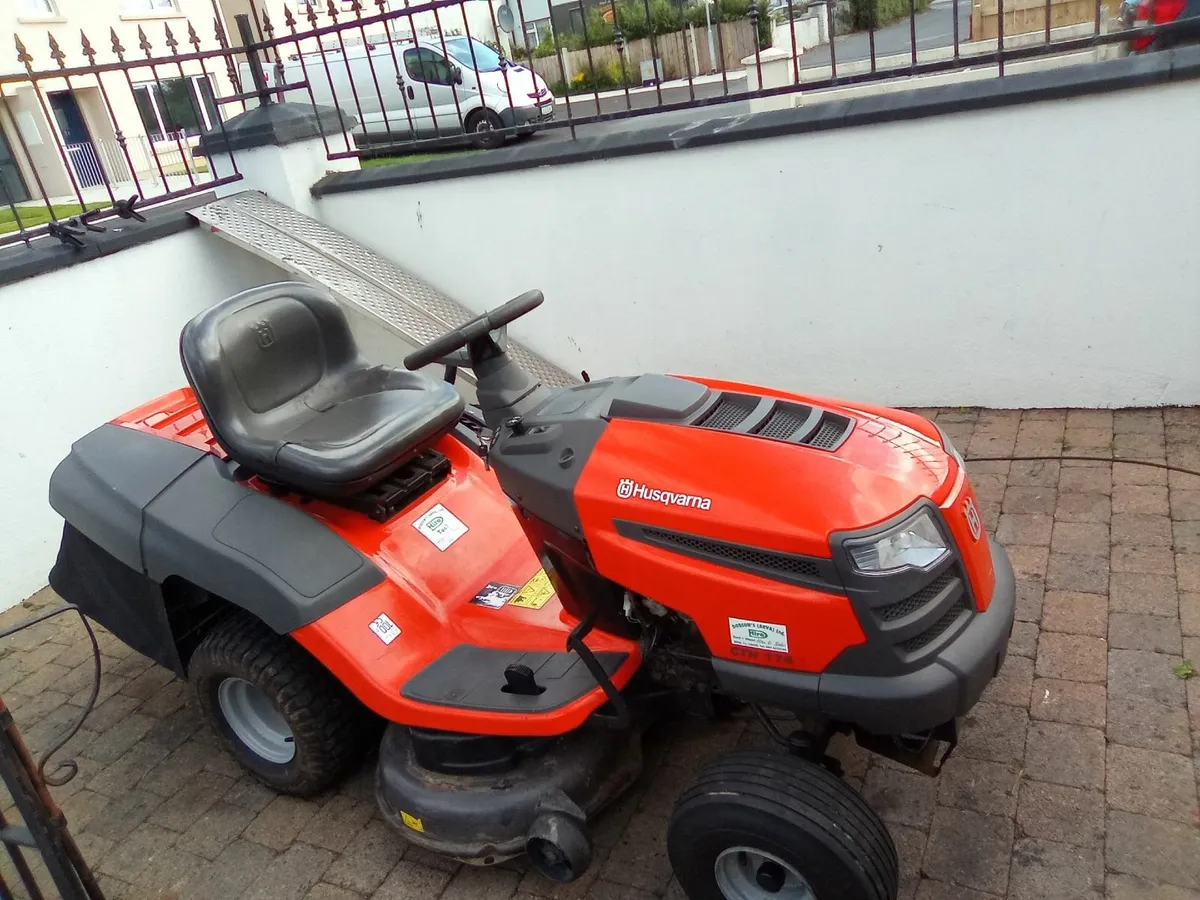 HUSQVARNA RIDE ON LAWNMOWER - Image 1