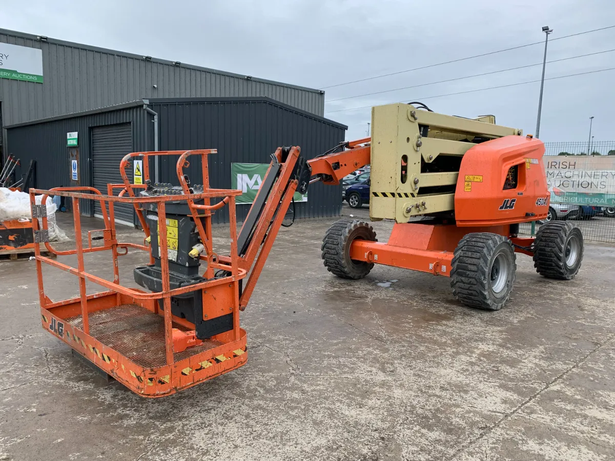 2019 JLG 450AJ ARTICULATED DIESLE BOOM LIFT - Image 2