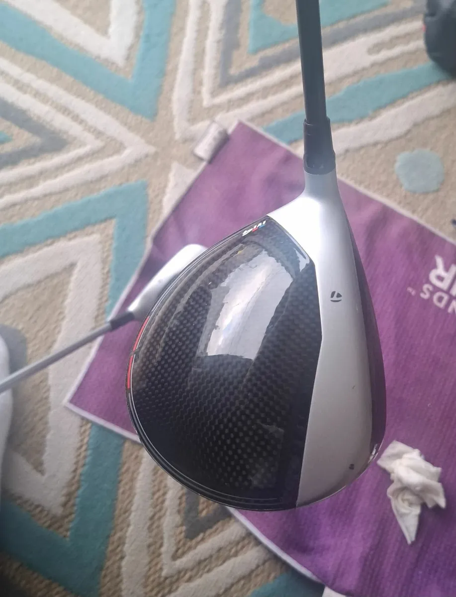Golf club - Image 1