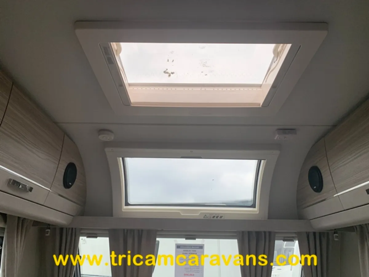 2021 Elddis Avante 586/6, Fixed Bunks - Image 3