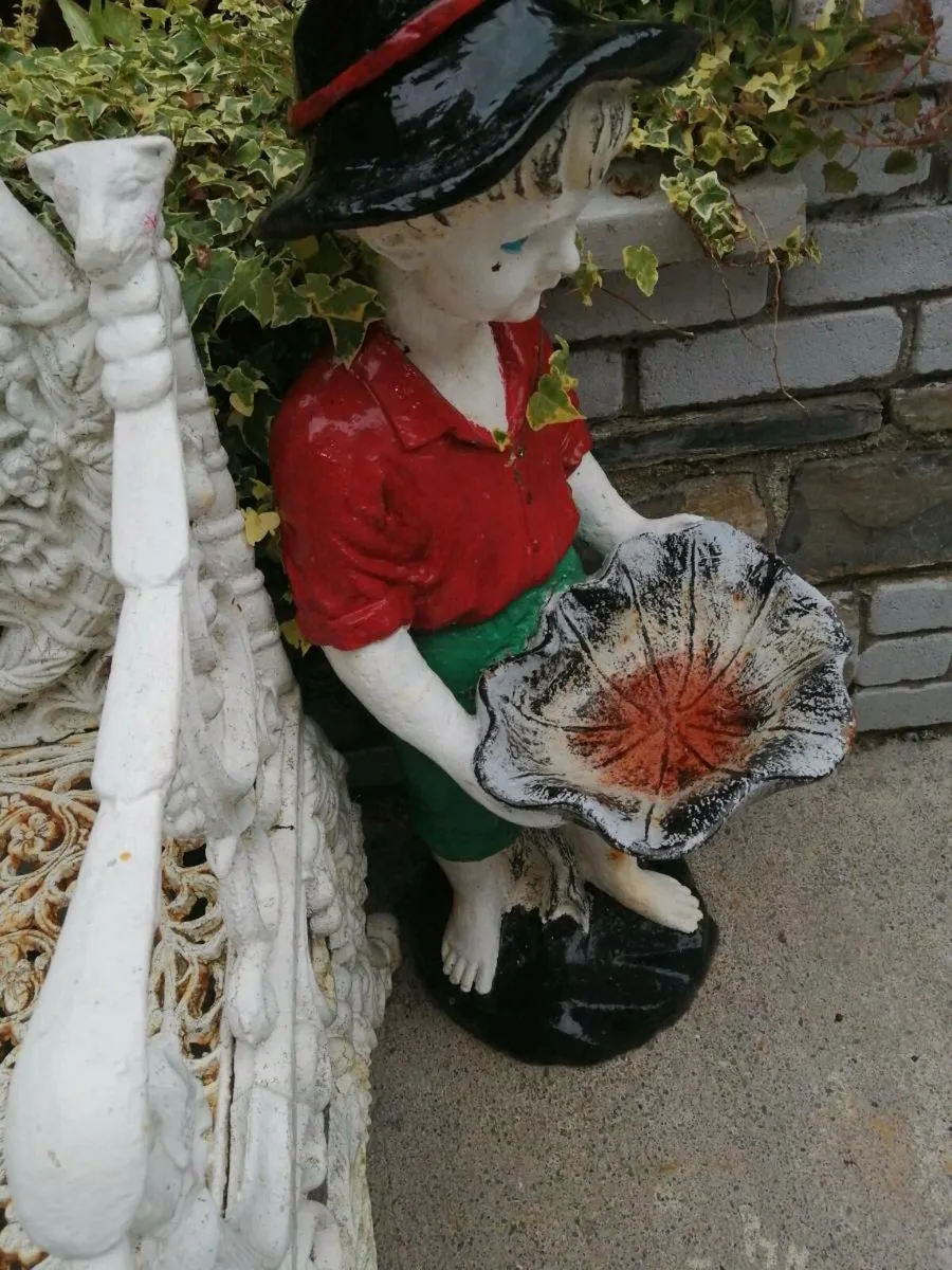 Cast iron bird baths - Image 4