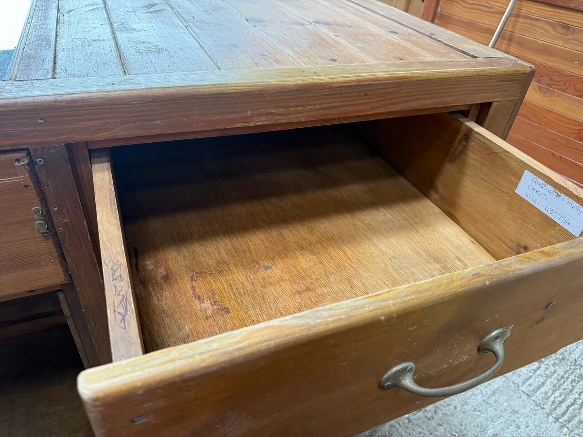 Eight foot pine shop display counter - Image 2