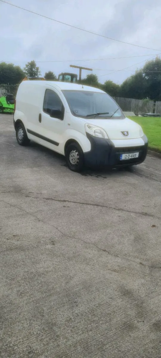 12 Peugeot Bipper . - Image 2