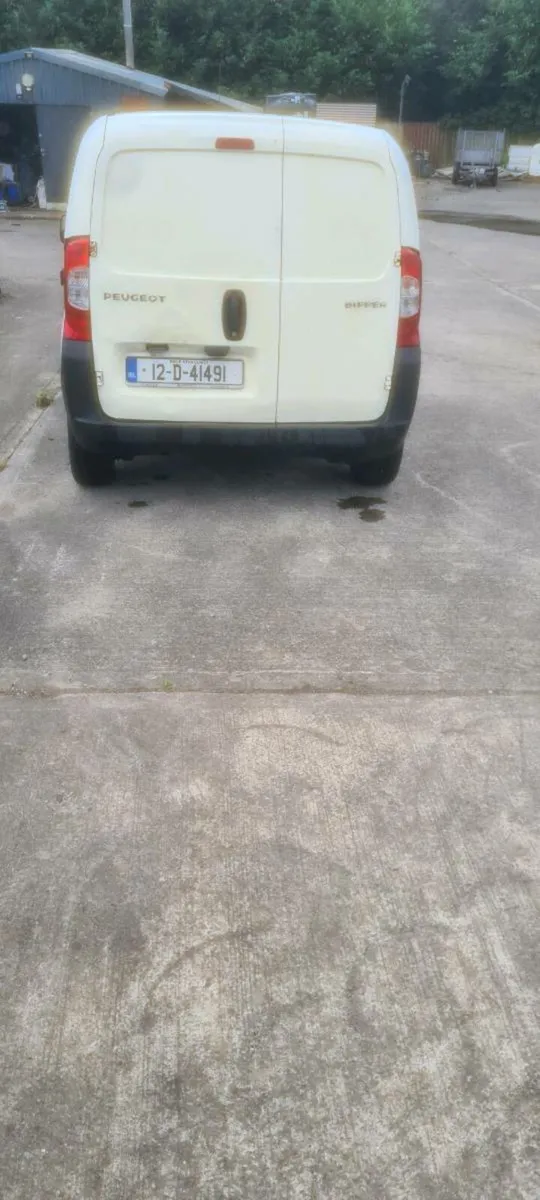 12 Peugeot Bipper . - Image 4