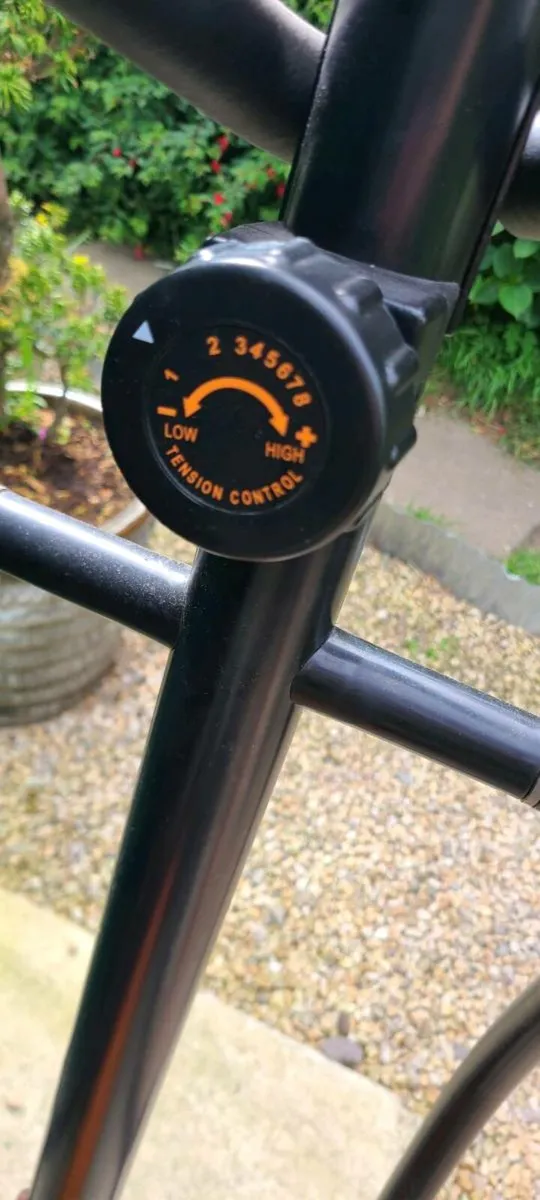 Elliptical cross trainer - Image 3