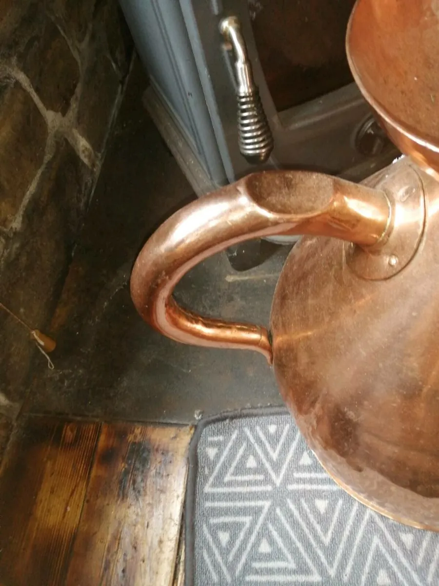 Large copper jug - Image 3