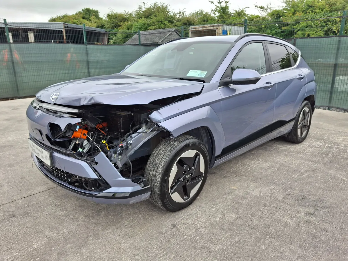 241 Hyundai Kona Platinum Ev 65kwh - Image 4